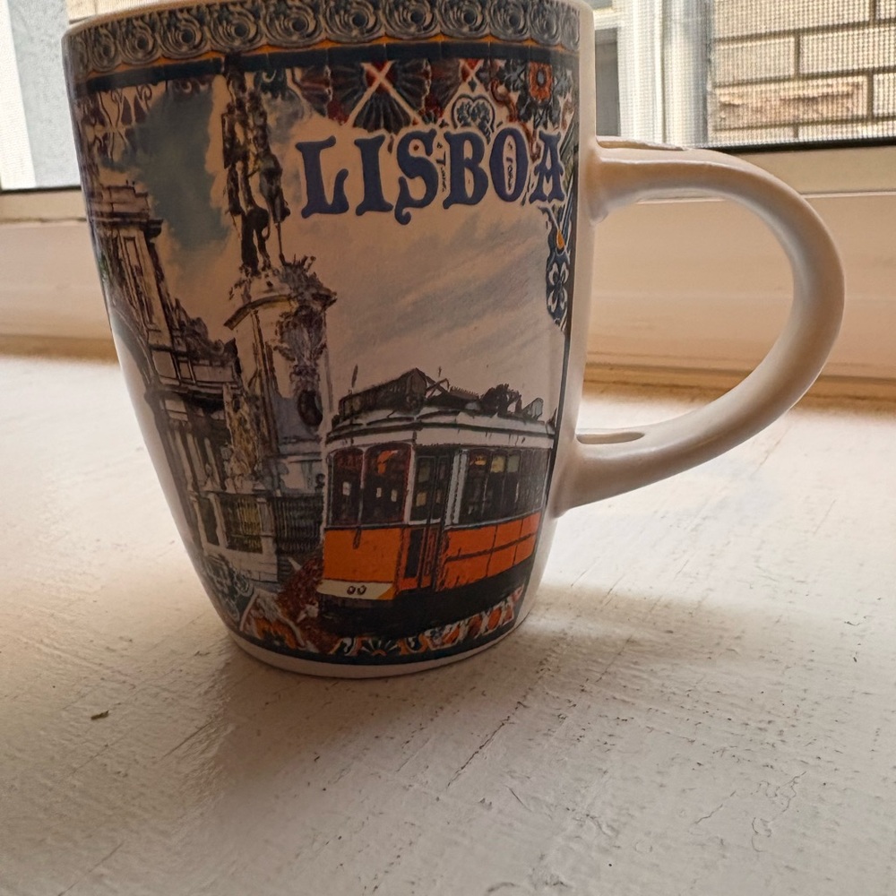 Vintage Lisboa Themed Ceramic Mug - Orange and White